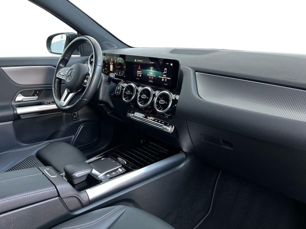 MERCEDES-BENZ GLA 200 d Automatic Sport Plus auto - 16