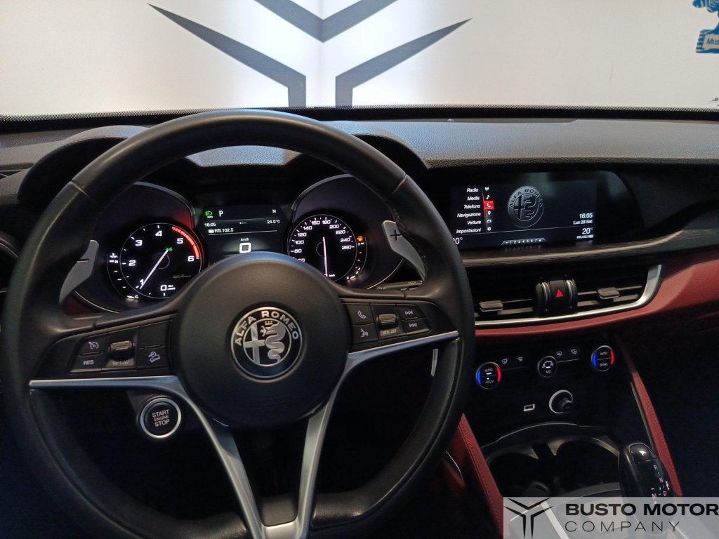ALFA ROMEO Stelvio Stelvio 2.2 t Executive Q4 180cv auto - 12