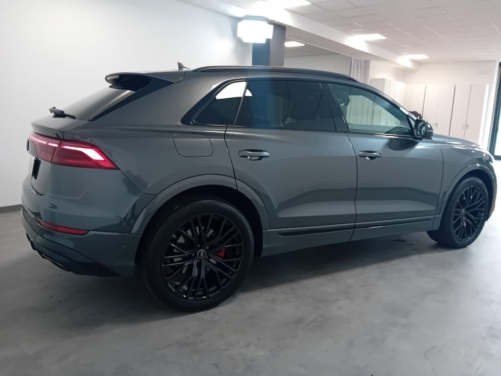 Clicca per ingrandire Q8 - SUV 50 TDI 286 CV quattro tiptronic S line edition