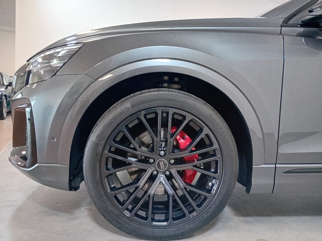 Clicca per ingrandire Q8 - SUV 50 TDI 286 CV quattro tiptronic S line edition