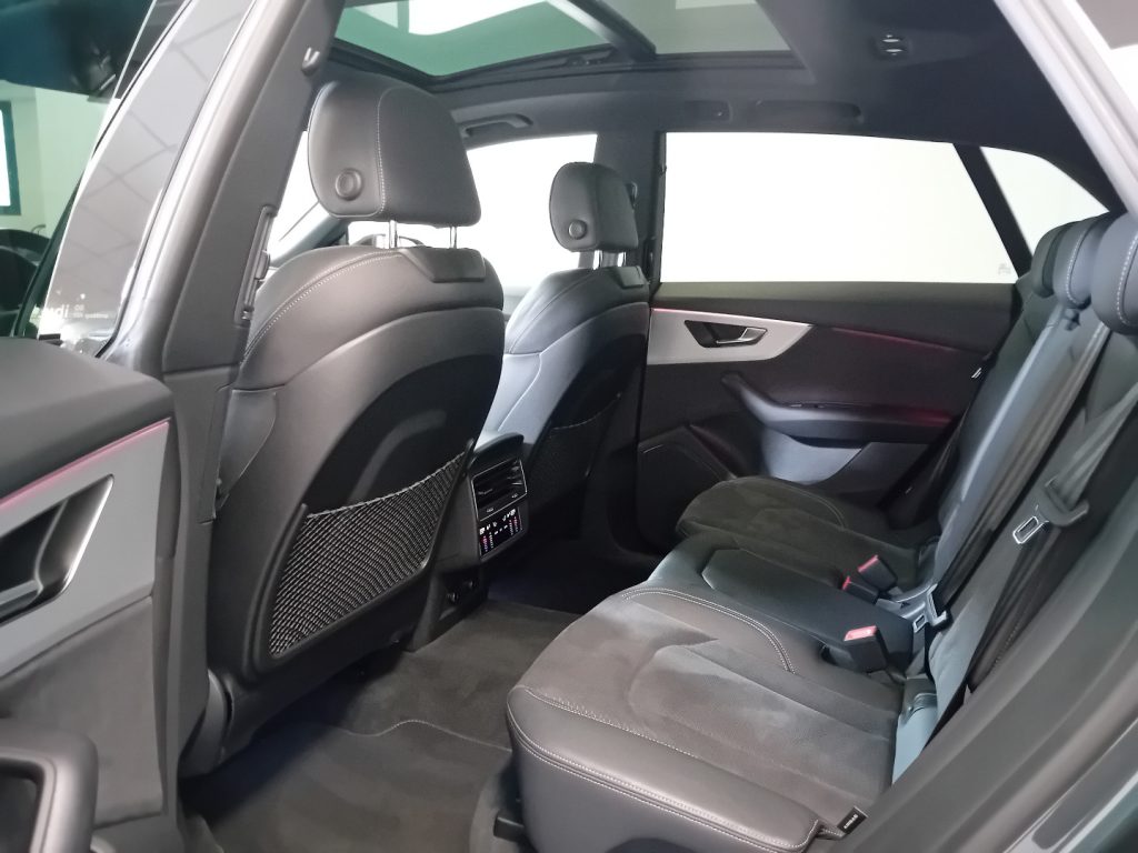 Clicca per ingrandire Q8 - SUV 50 TDI 286 CV quattro tiptronic S line edition