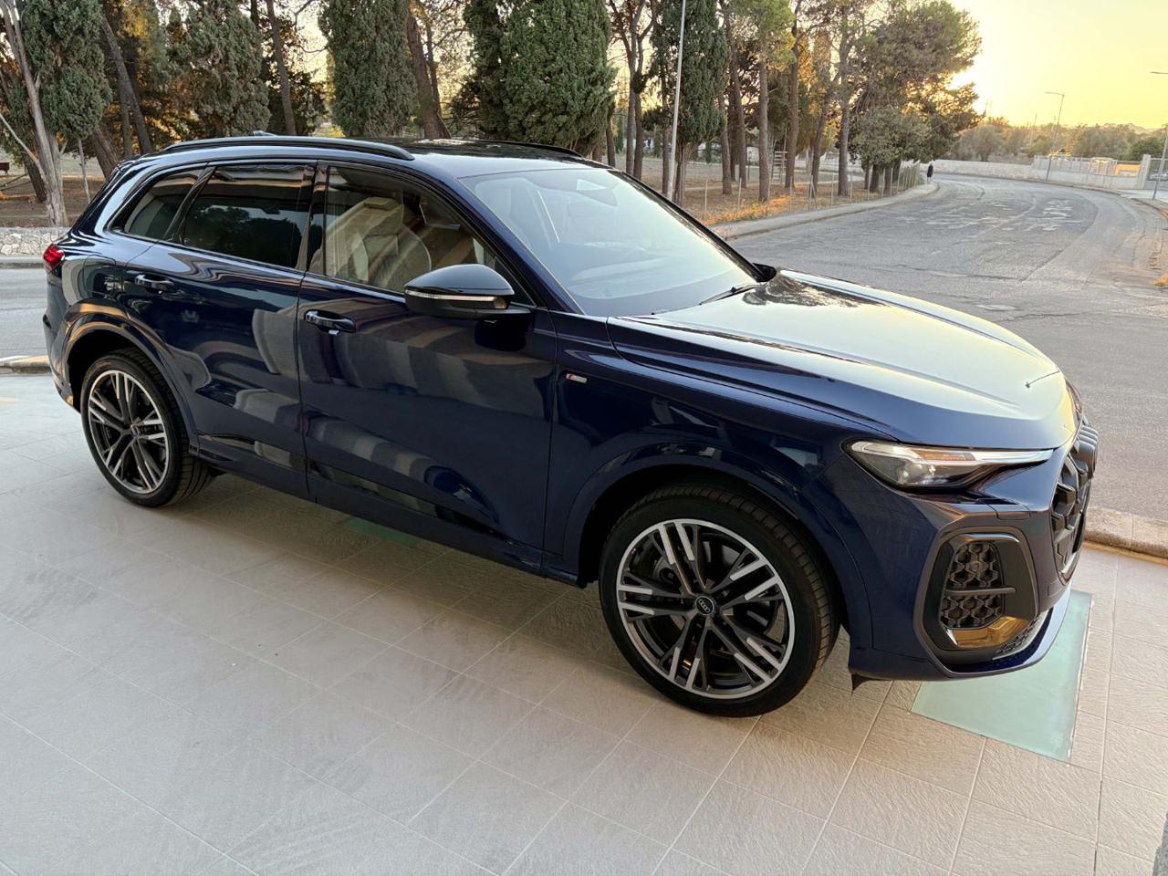 AUDI Q5 TDI 150 kW mHEV+ S tronic quattro S line edition. - 3