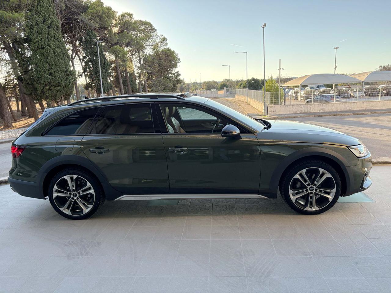 AUDI A4 allroad 40 2.0 TDI 204 CV S tronic Identity Contrast. - 4