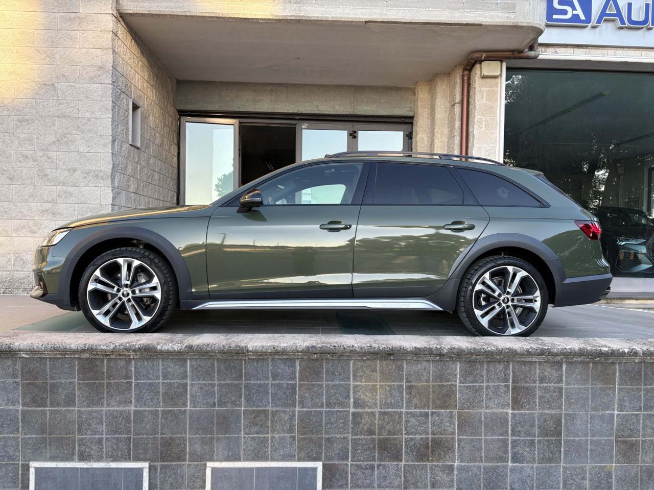 AUDI A4 allroad 40 2.0 TDI 204 CV S tronic Identity Contrast. - 8