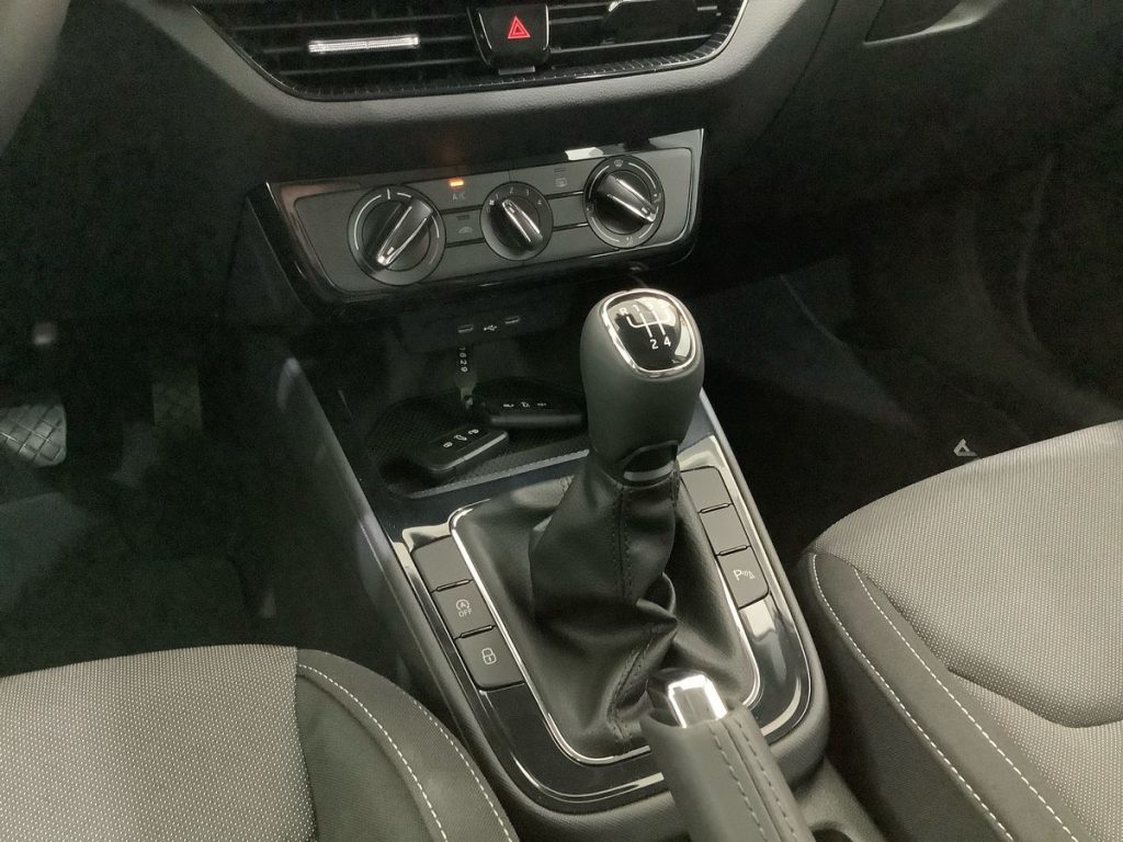 SKODA Fabia 1.0 MPI 80 CV Your Way - 8