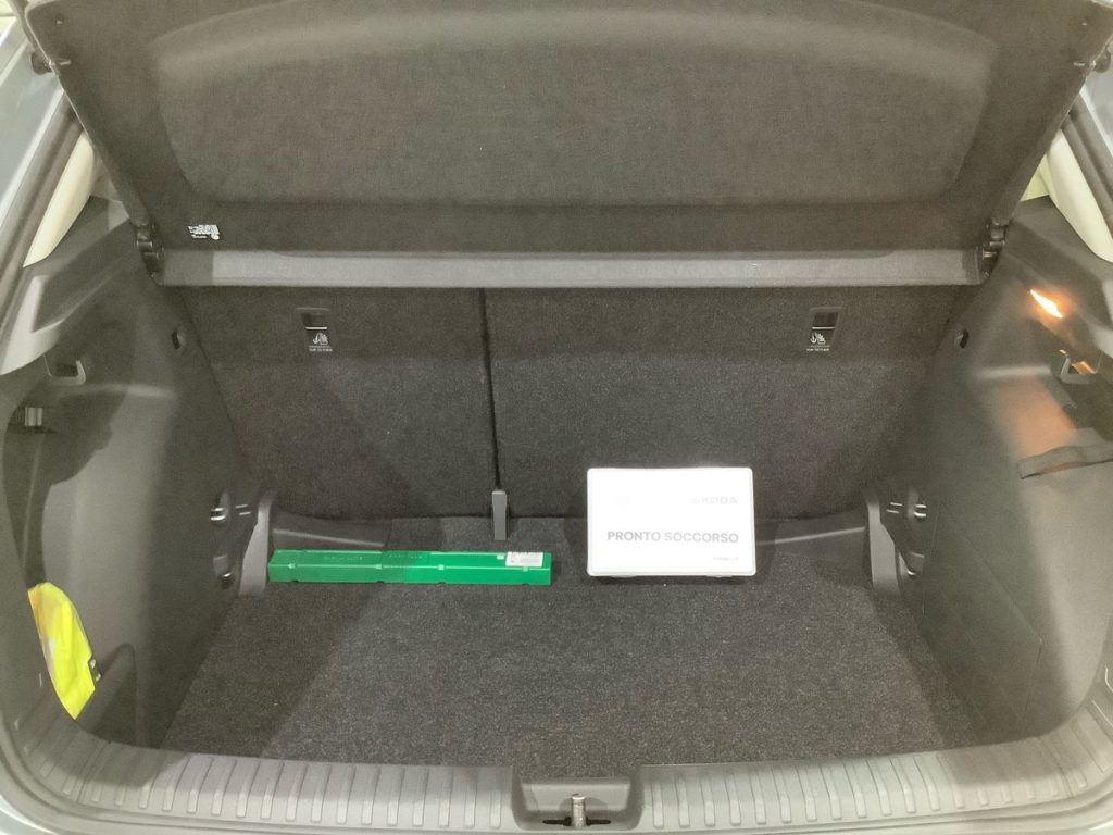 SKODA Fabia 1.0 MPI 80 CV Your Way - 12