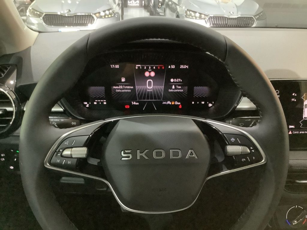 SKODA Fabia 1.0 MPI 80 CV Your Way - 18