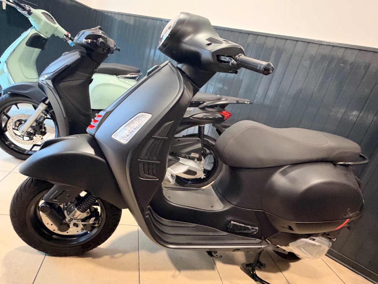 VESPA GTS 310 SuperSport GTS 310 SuperSport ***PROMO KM0*** - 3