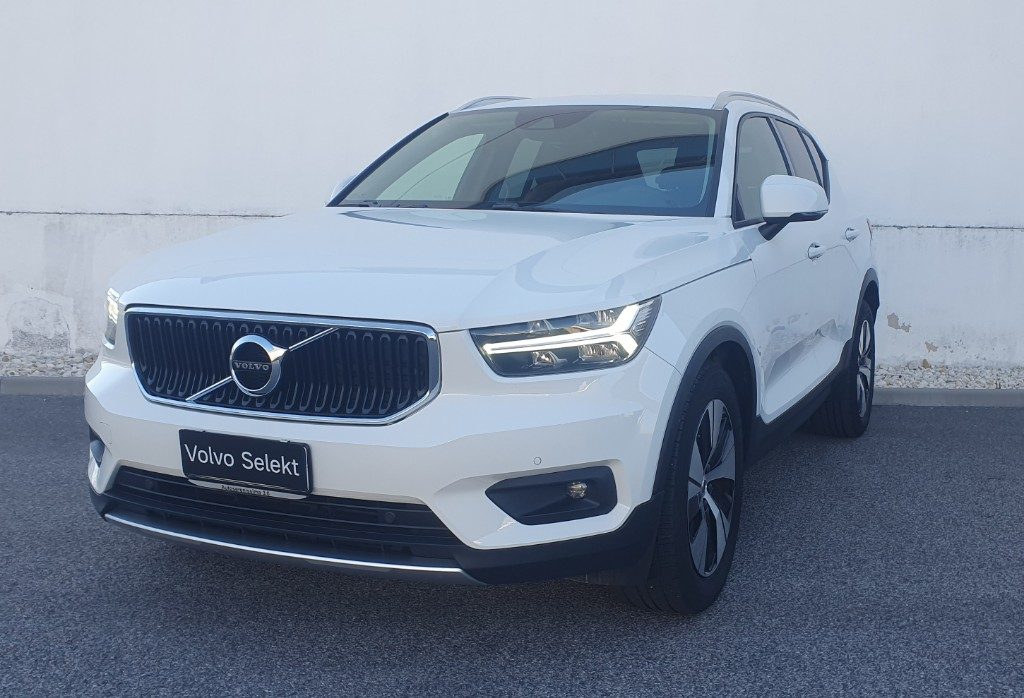 VOLVO XC40 D3 AWD Geartronic Momentum Pro N1 - Foto 1