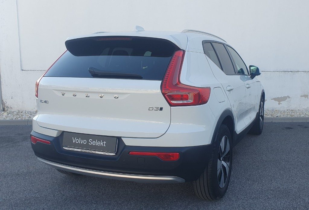 VOLVO XC40 D3 AWD Geartronic Momentum Pro N1 - Foto 3