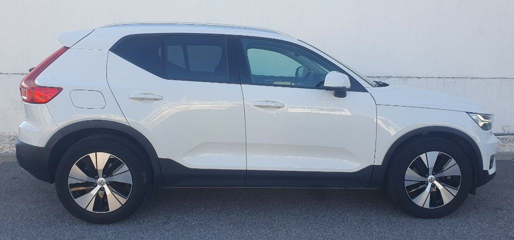 VOLVO XC40 D3 AWD Geartronic Momentum Pro N1 - Foto 4