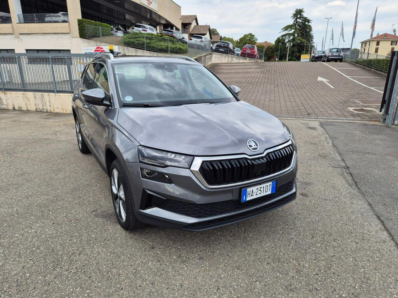 SKODA Karoq 2.0 TDI SCR DSG Style - 4