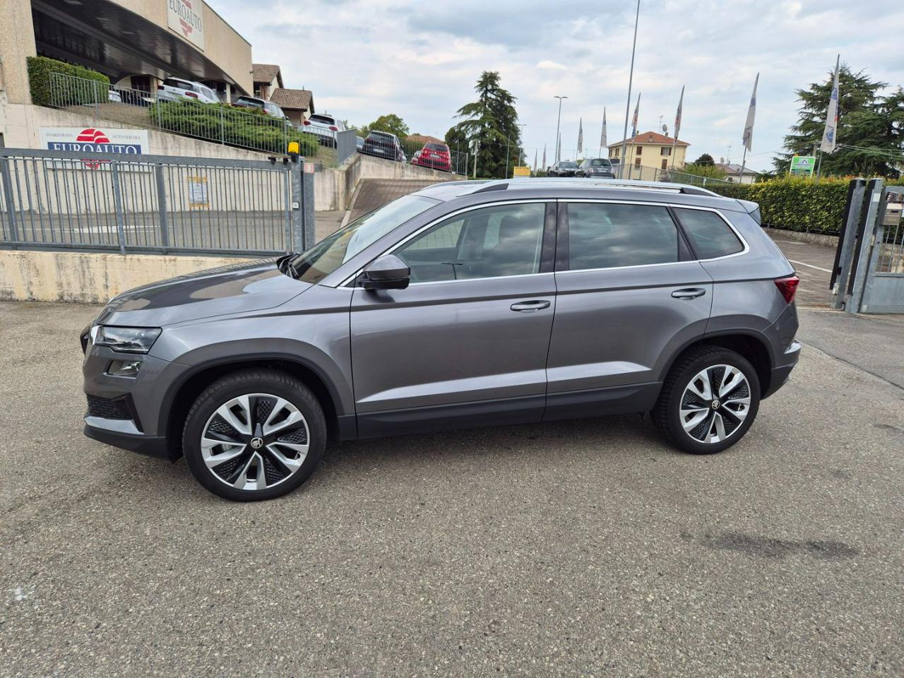 SKODA Karoq 2.0 TDI SCR DSG Style - 3
