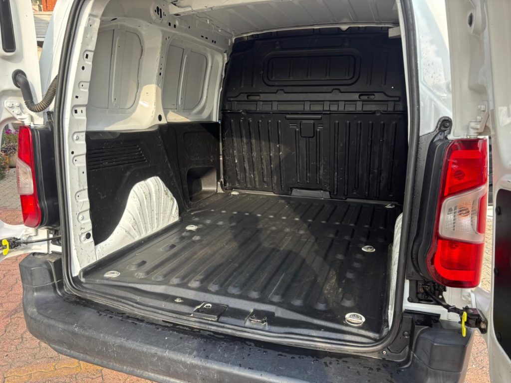 PEUGEOT Partner BlueHDi 100 PC Pro UNICO PROPRIETARIO - 8