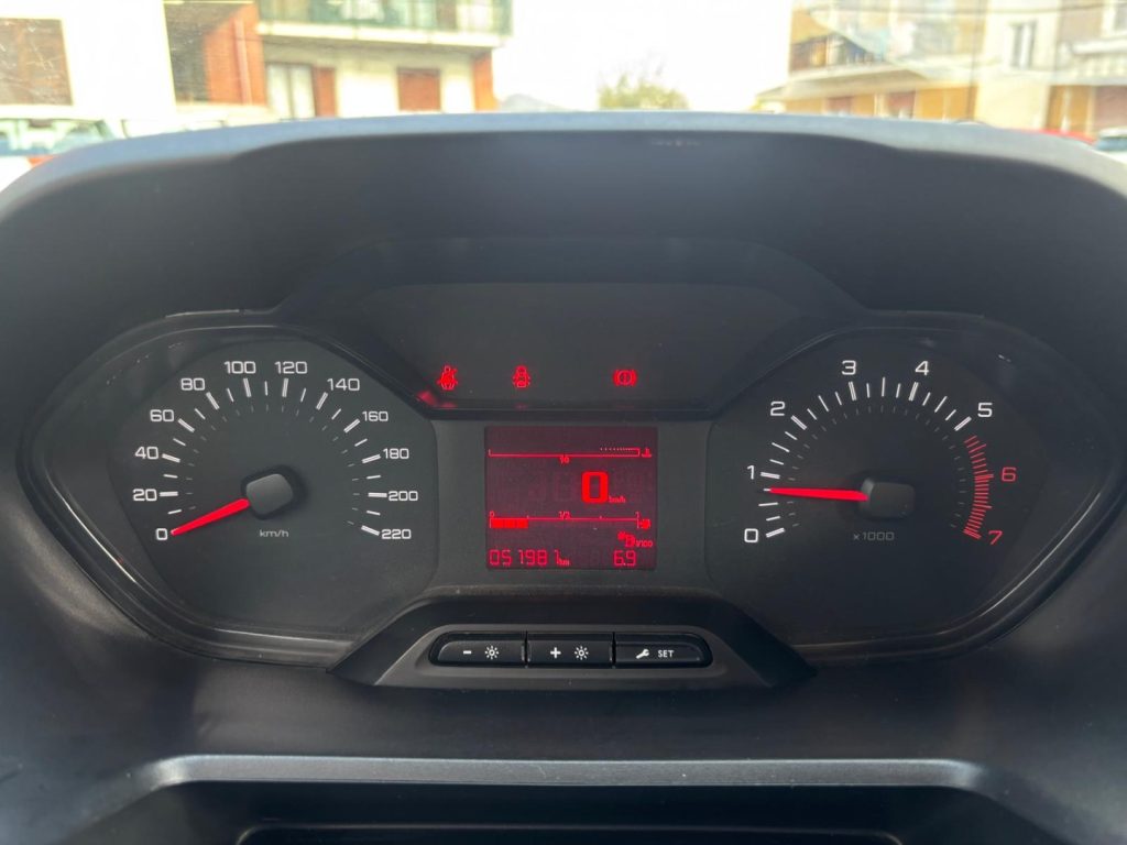 PEUGEOT Partner BlueHDi 100 PC Pro UNICO PROPRIETARIO - 13