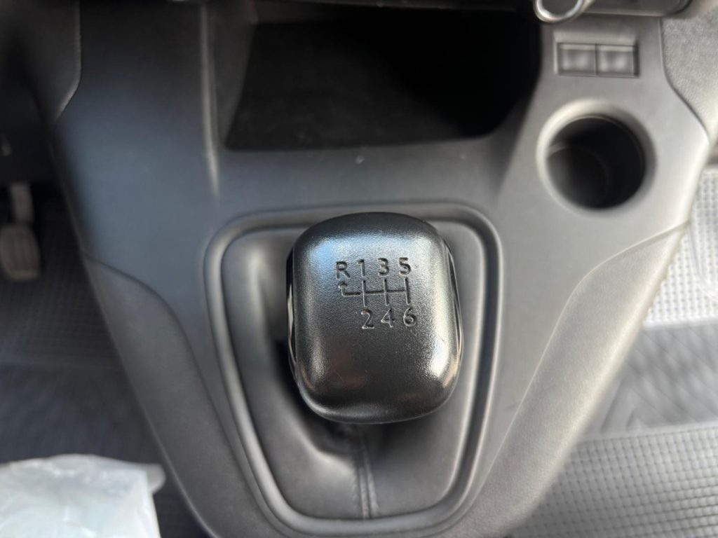 PEUGEOT Partner BlueHDi 100 PC Pro UNICO PROPRIETARIO - 16