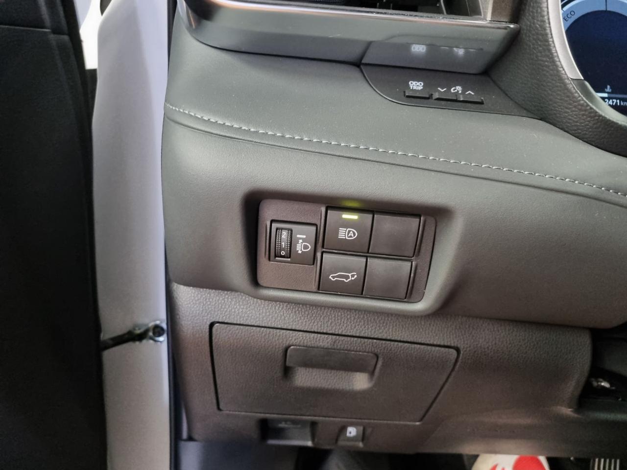 TOYOTA Highlander AWD-I LOUNGE 7 POSTI - 21