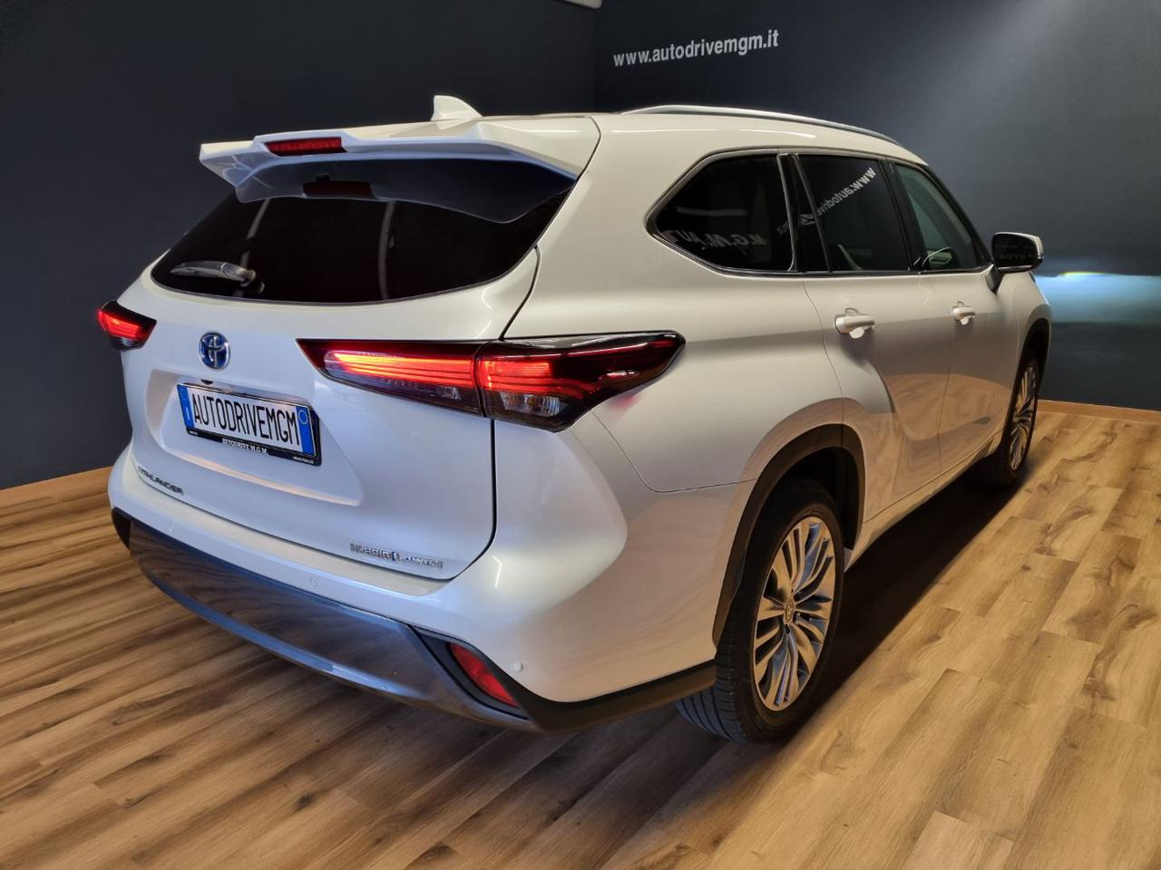 TOYOTA Highlander AWD-I LOUNGE 7 POSTI - 31