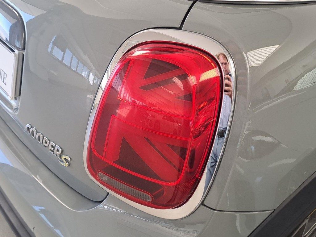 MINI Cooper SE Pacchetto Premium Aut. - 7