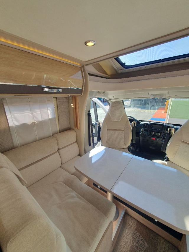Camper - Integrato RAPIDO F680FF Diesel – foto 7