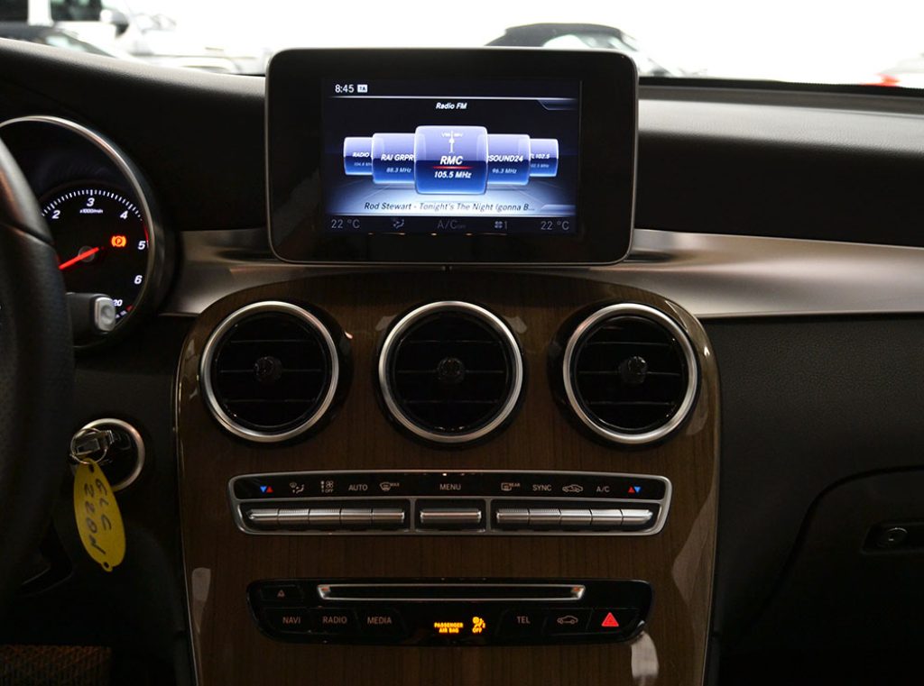 MERCEDES-BENZ GLC 220 d 4Matic Sport - Pelle-Led-Distronic-Pdc - 8