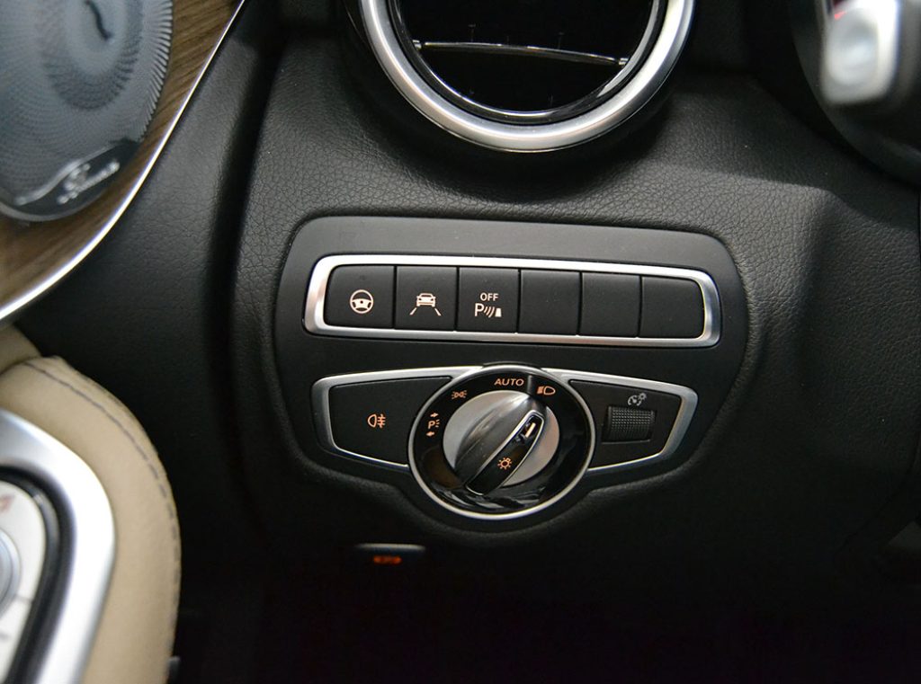 MERCEDES-BENZ GLC 220 d 4Matic Sport - Pelle-Led-Distronic-Pdc - 11