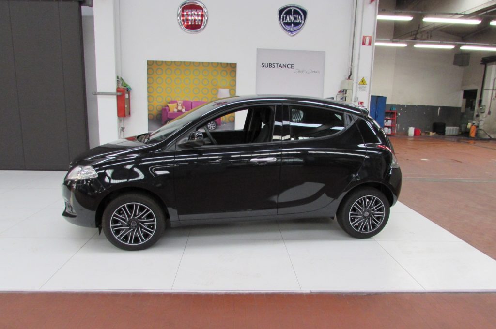 LANCIA Ypsilon 1.0 FireFly 5 porte S&S Hybrid Oro - 5