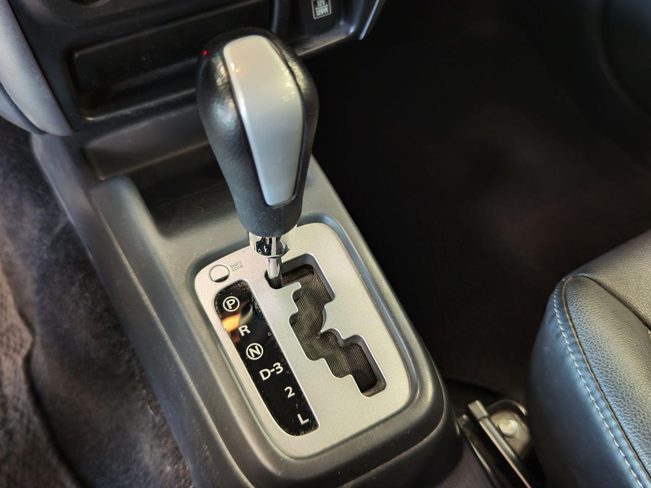 SUZUKI Jimny 1.3 4WD A/T Evolution Plus - 12