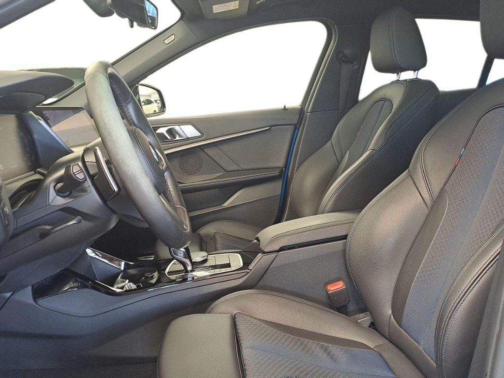BMW M135 i xDrive Aut. + Tetto apr. - 10