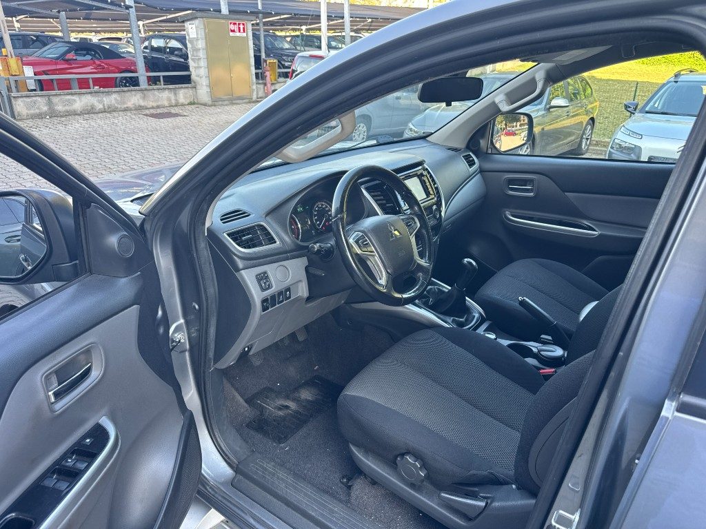 MITSUBISHI L200 2.4 DI-D154CV DoubleCab Invite € 20.900+IVA - 13