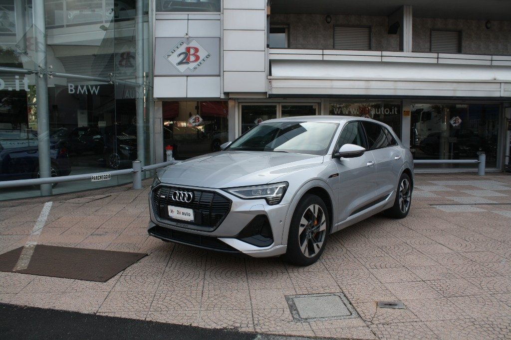 2B Auto ||| AUDI e-tron SPB 55 quattro Business Fast in vendita a Nova Milanese