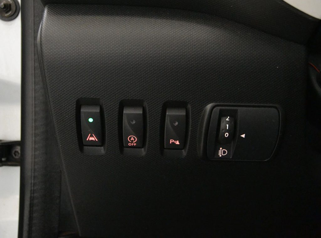 RENAULT Twingo 1.0 SCe Energy Navi-Retrocamera-Cerchi Da 16 - 9