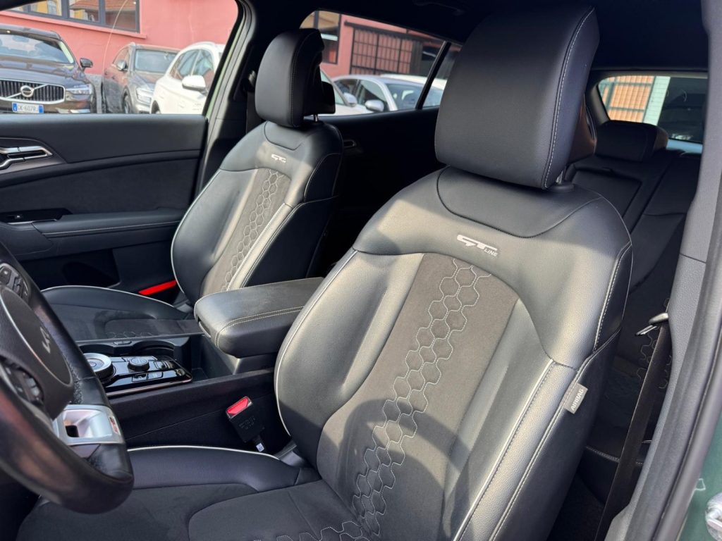 KIA Sportage 1.6 FULL HYBRID 4WD AT GT-line - 23