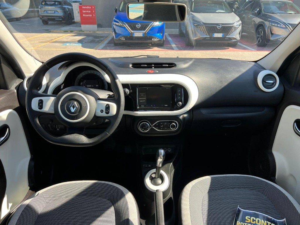 RENAULT Twingo Electric Equilibre - 9