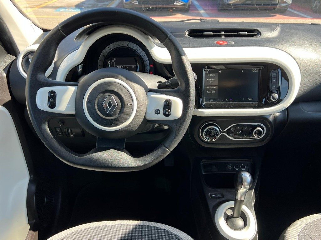 RENAULT Twingo Electric Equilibre - 10