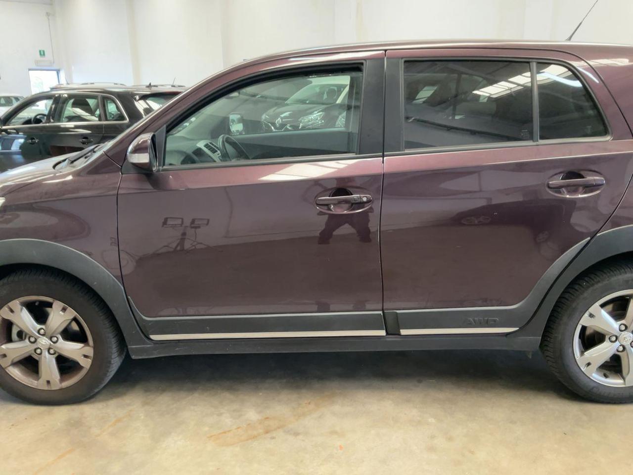 TOYOTA Urban Cruiser 1.4 D-4D AWD - 6