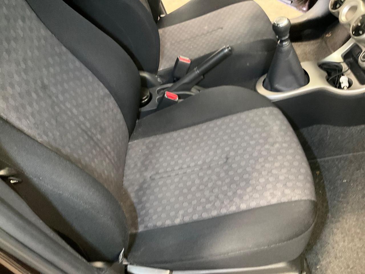TOYOTA Urban Cruiser 1.4 D-4D AWD - 12