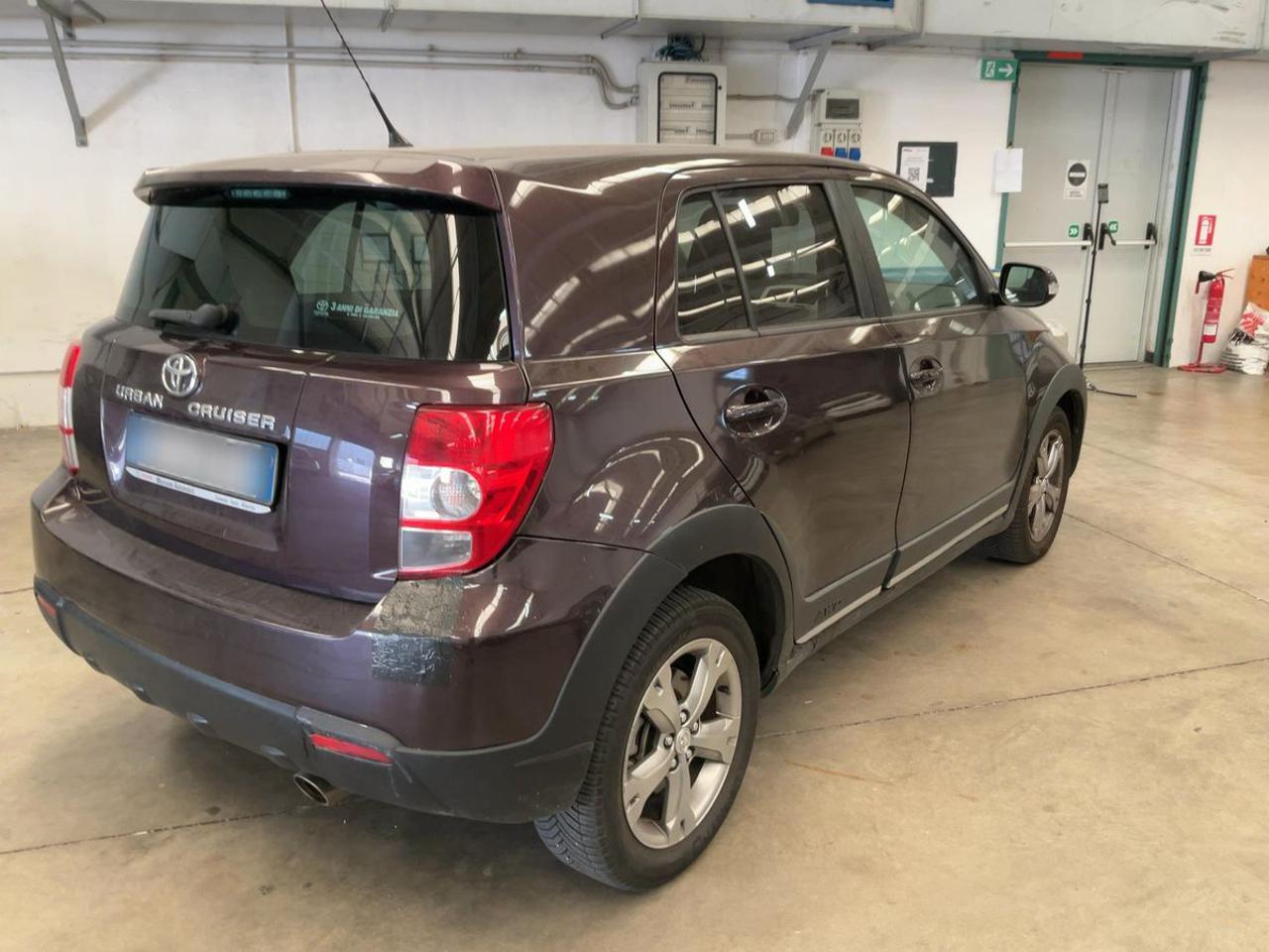 TOYOTA Urban Cruiser 1.4 D-4D AWD - 9