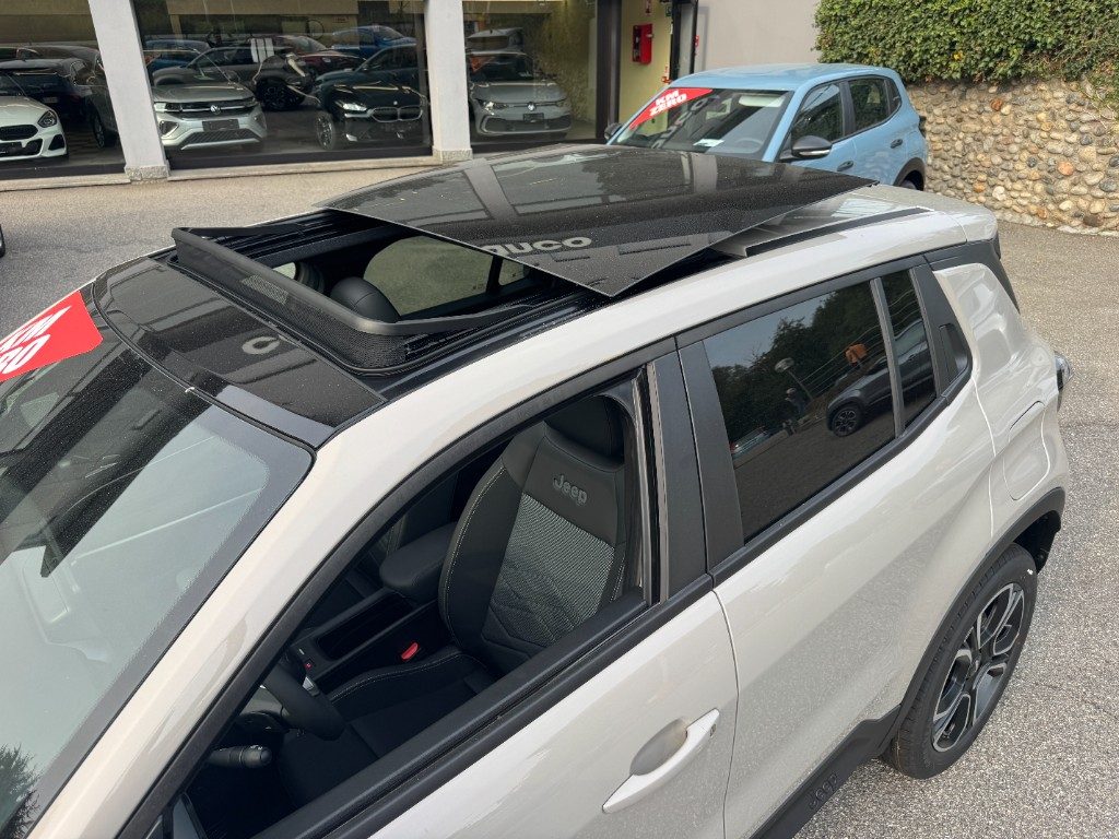 JEEP Avenger 1.2turbo e-hybrid mhev Summit 110cv+TETTO+INFO&C. - 4