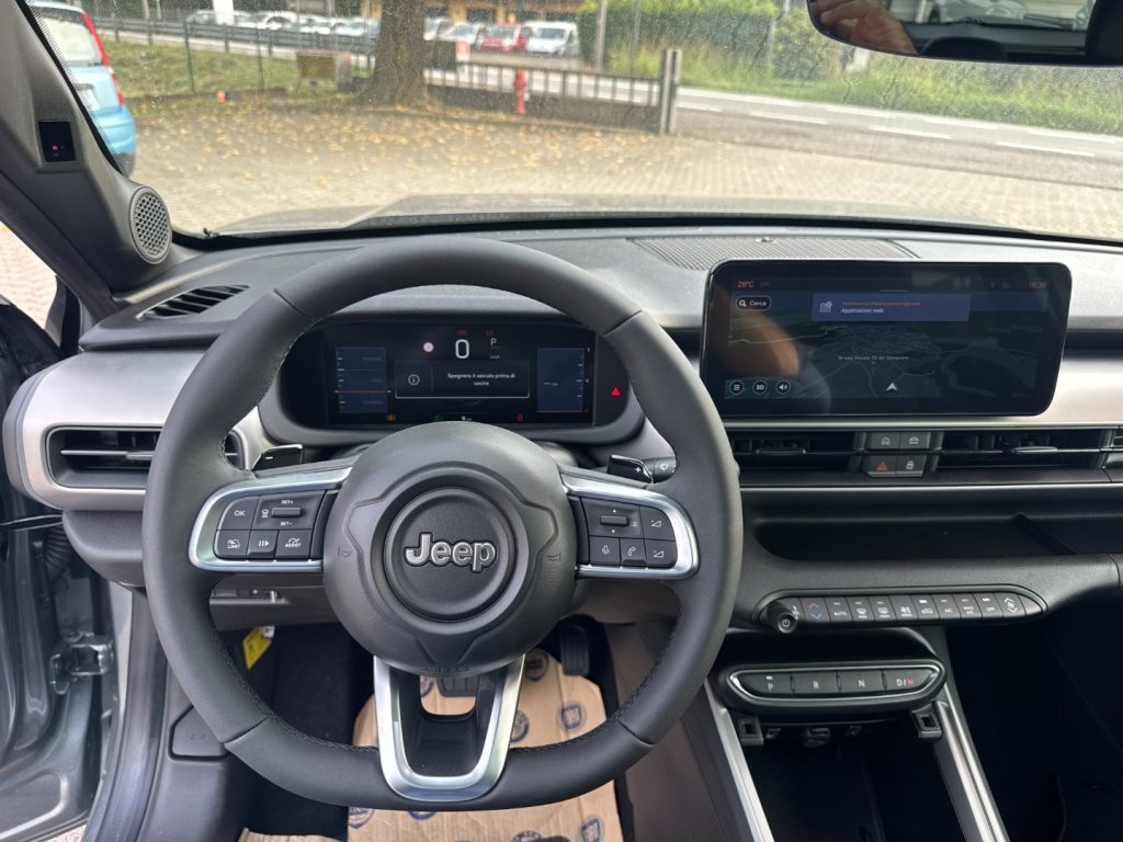 JEEP Avenger 1.2turbo e-hybrid mhev Summit 110cv+TETTO+INFO&C. - 9