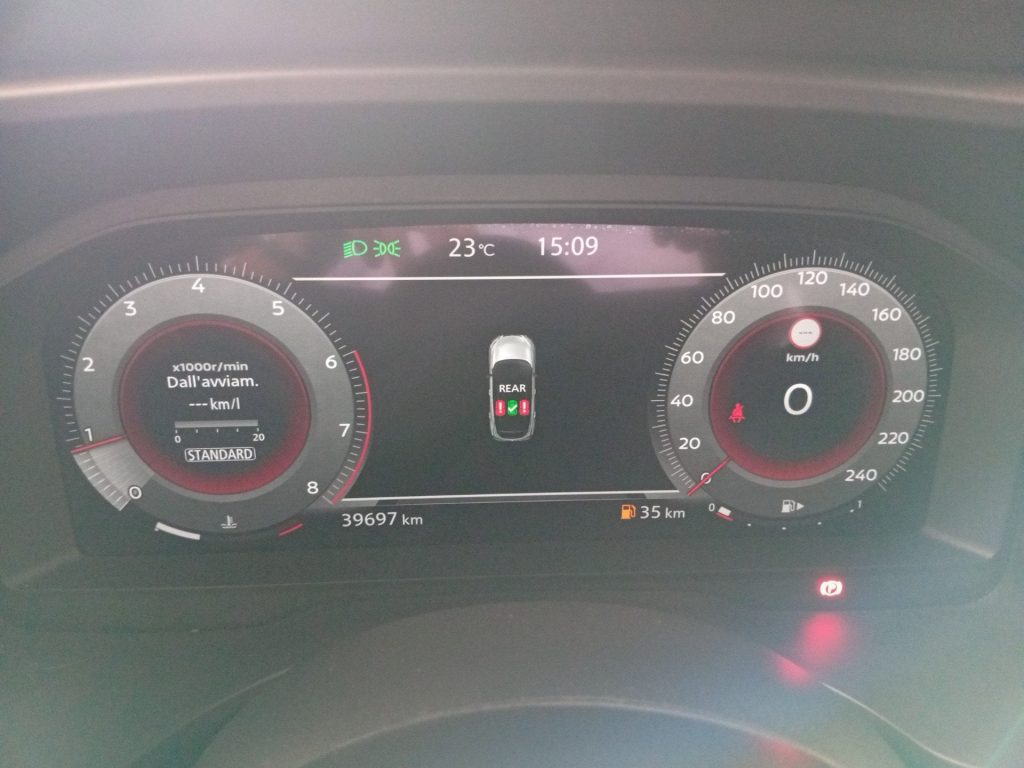 NISSAN Qashqai Qashqai 1.3 mhev N-Connecta 2wd 140cv - 11