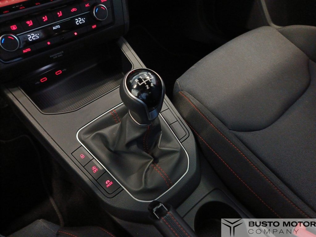 SEAT Ibiza Ibiza 1.0 ecotsi FR 95cv - 15