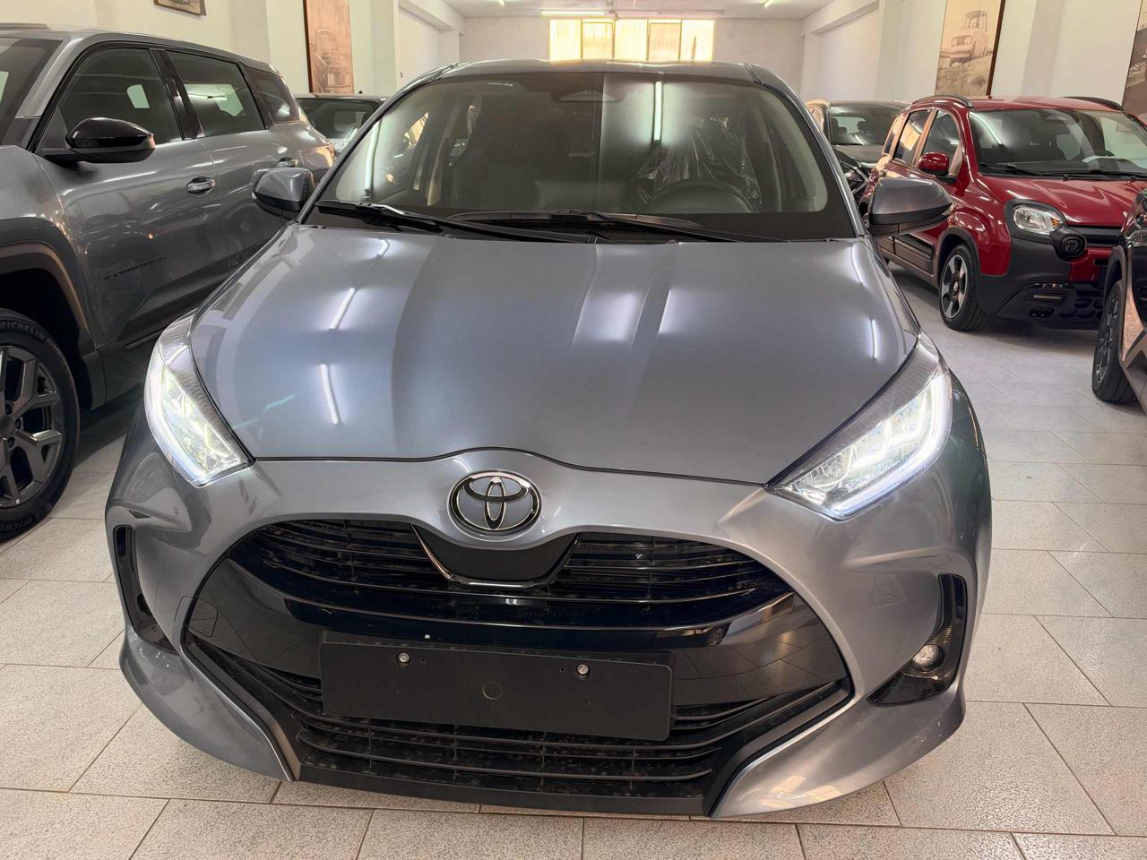 TOYOTA Yaris ICON 1.5 130 Hybrid 5 porte - 3