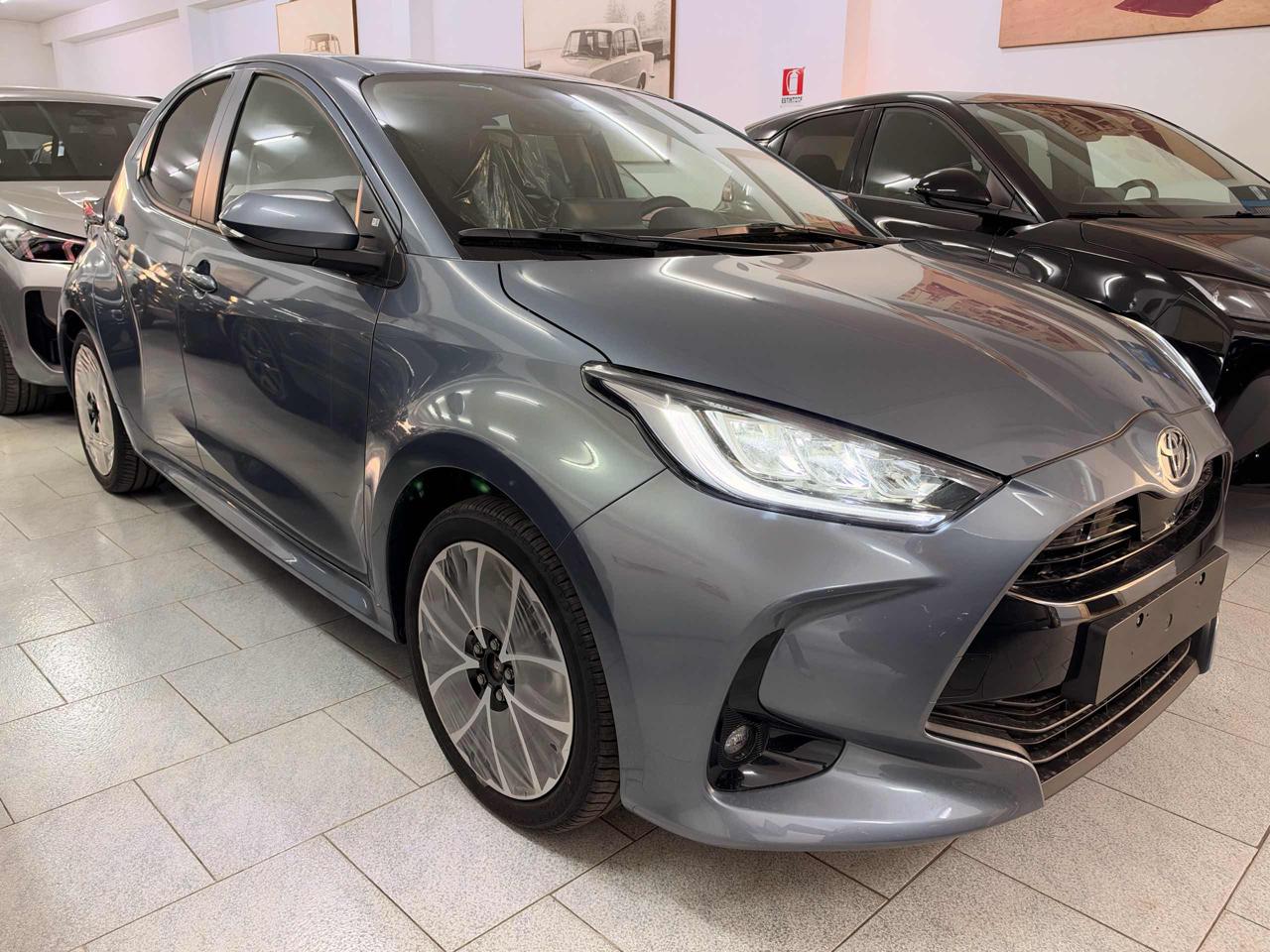 TOYOTA Yaris ICON 1.5 130 Hybrid 5 porte - 2