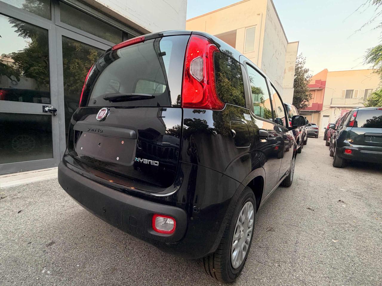 FIAT Pandina Hybrid Icon - 3