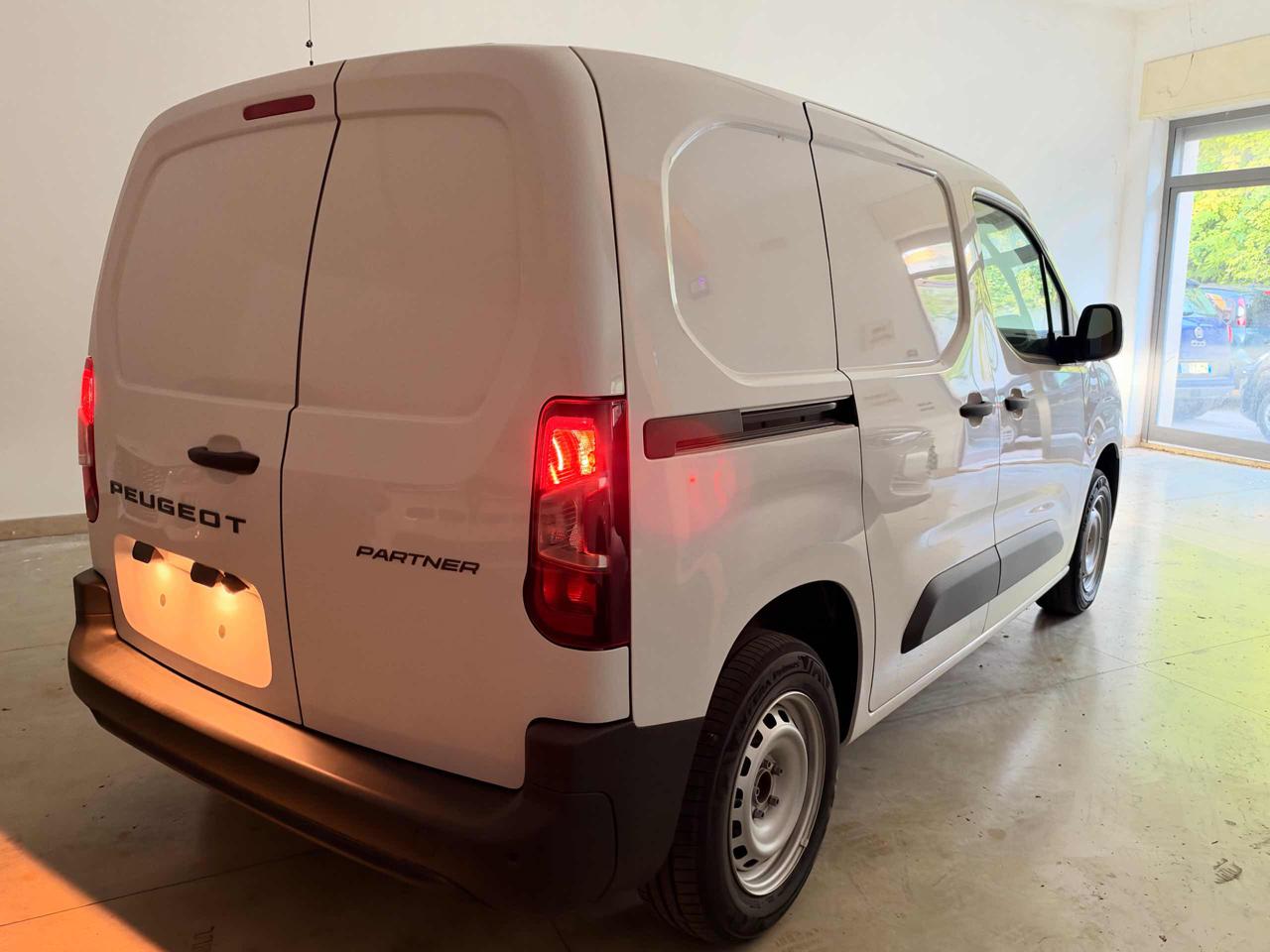 PEUGEOT Partner BlueHDi 100 S&S PL-DC Furgone Mobile - 6
