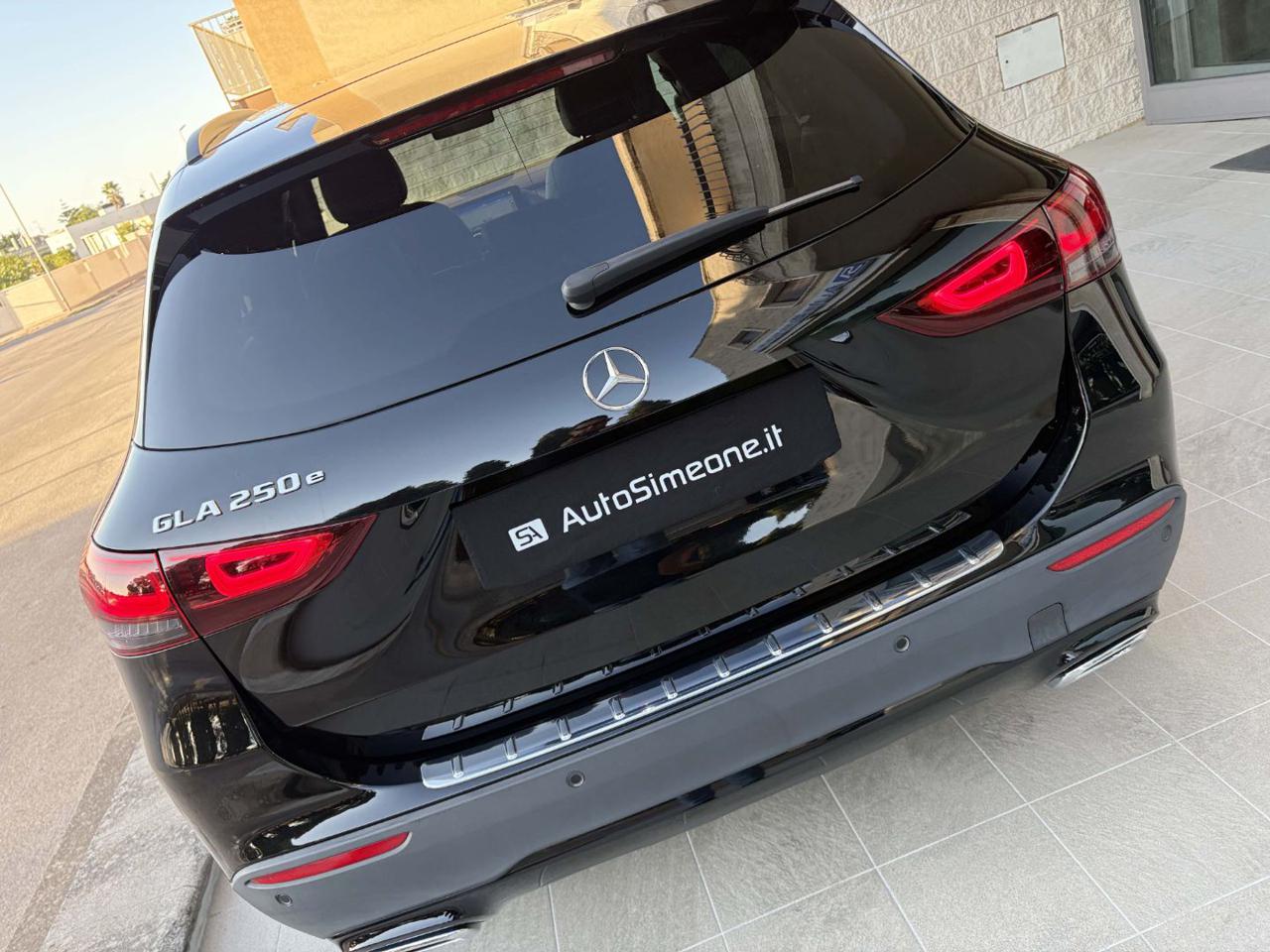 MERCEDES-BENZ GLA 250 e phev hybrid EQ Sport Plus Night Pack. - 34