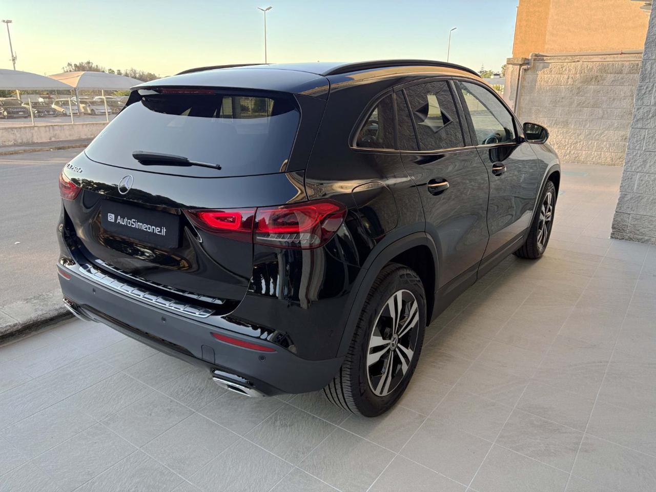 MERCEDES-BENZ GLA 250 e phev hybrid EQ Sport Plus Night Pack. - 5