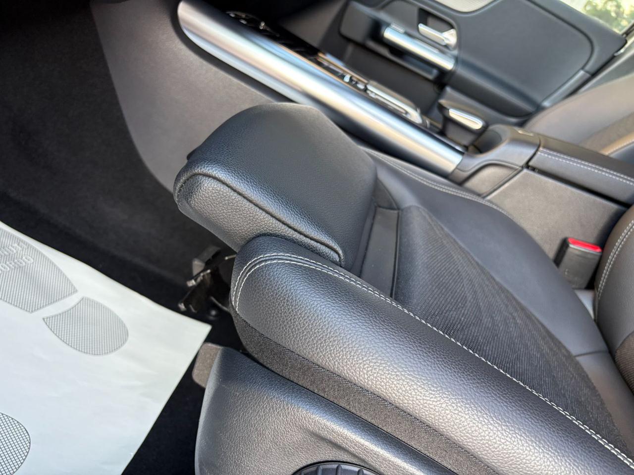 MERCEDES-BENZ GLA 250 e phev hybrid EQ Sport Plus Night Pack. - 35