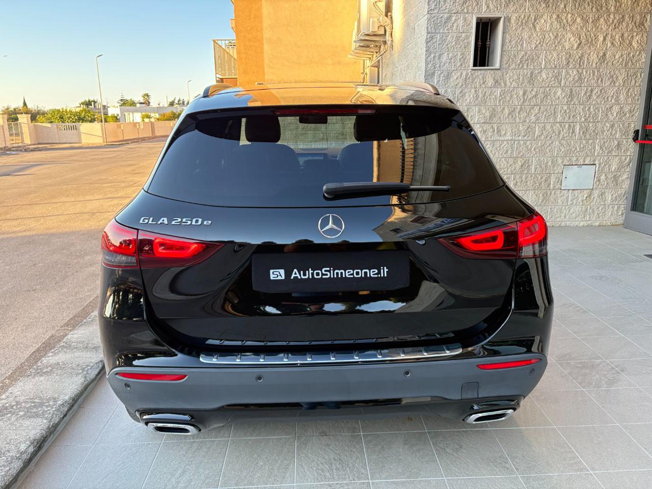 MERCEDES-BENZ GLA 250 e phev hybrid EQ Sport Plus Night Pack. - 6